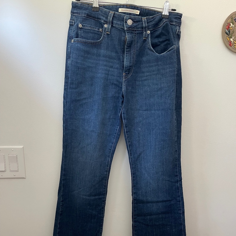 LEVI HIGH RISE BOOTCUT